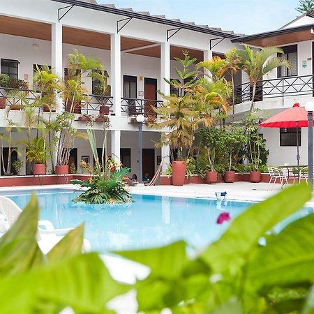 Hotel Lusitania Ibagué エクステリア 写真