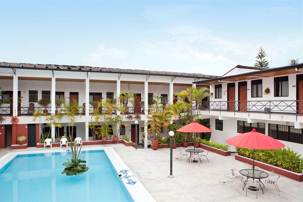 Hotel Lusitania Ibagué エクステリア 写真