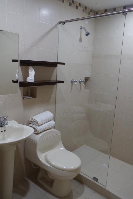 Hotel Lusitania Ibagué エクステリア 写真