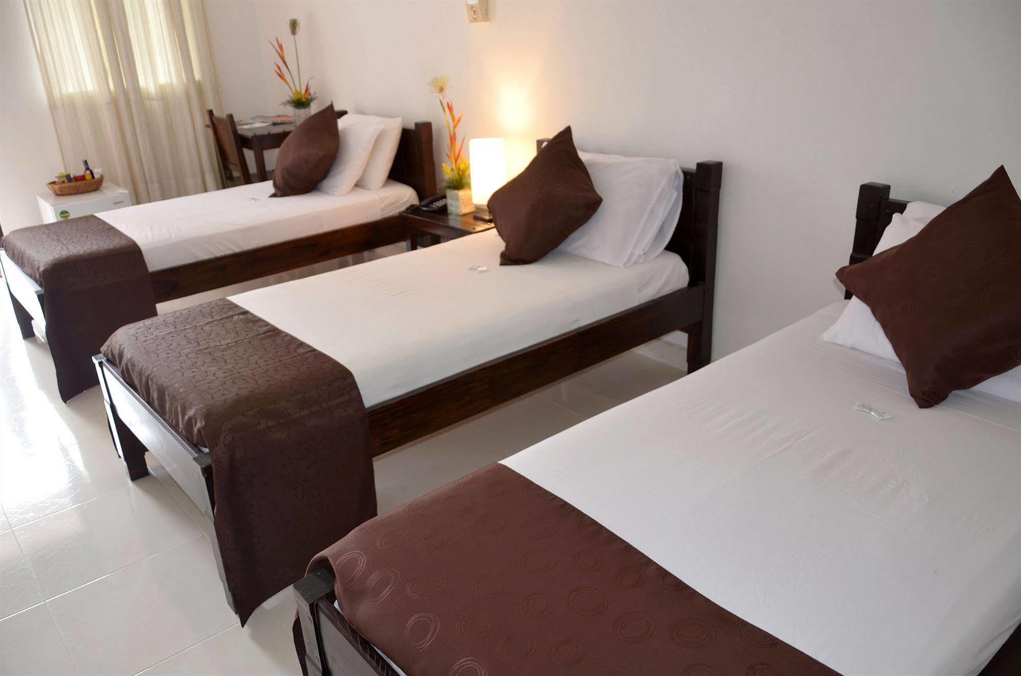 Hotel Lusitania Ibagué エクステリア 写真